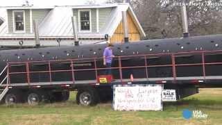 'World's largest BBQ pit' serves up 8,000 lbs of meat