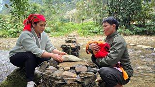 Built A Stone Bridge For Donate Ly Thi Ca - Accompanying Ly Phuc An | Solo Survival