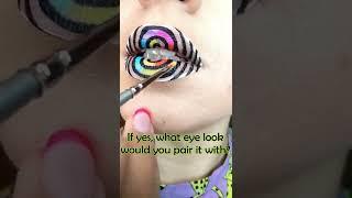 Trippy lippie – rainbow swirls lip art!