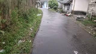 Walking Around||A village walk on a rainy day in the tropical region of West Java || Indonesia