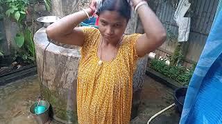 Desi aunty bathing videos | BANGLA VLOG village boudi | ajke sokal bela snaan korlam |