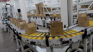 The process of packaging products in an advanced logistics center. Korean logistics system