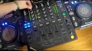 1-  CUE POINTS - Video corso per dj - /ITALIANO con NestOfNoise