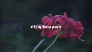 Grouper - Poison tree (Lyrics)