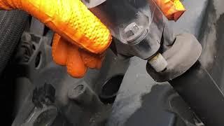 2001 Ford Escape 3.0L V6:  Ignition coil hold-down bolt issue (spinning in the plastic valve covers)