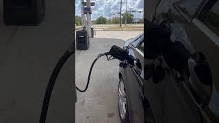 This is how you fill gas ️ tank in America 