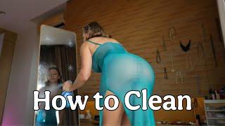 Transparent cleaning How to clean mirror see throught green dress