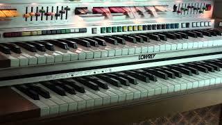 Walter Hammel Plays a Couple Songs from Passed Times on the Lowrey C500 Organ