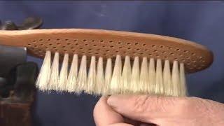 Highly-Durable Brushes whose Bristles were Hand-Inserted | Tokyo Teue Brush (Handmade Brushes).