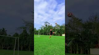 Alasan kenapa milih latihan sepak bola dari pada voli #bola #football #footballtiktok #volleyball