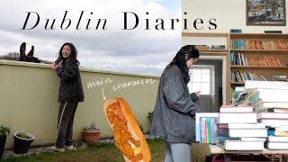 she loves books and he loves breakfast rolls…a Dublin Vlog