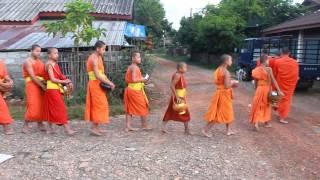 Buddhist Alms Giving Ceremony at Vang Vieng, Laos (ທານພິທີການໃຫ້)