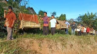 Pernikahan Viral Bawa 7 Dongdang & 500 M melewati Jalan Setapak Di Kampung Cihanjuang Garut