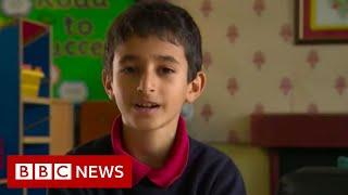 Syrian refugee children embrace love of Welsh language - BBC News