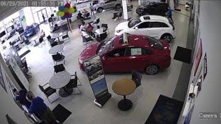 Spitzer Kia looking for kids who drove off with new car