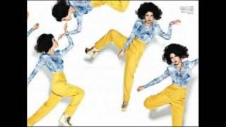 Marina and the Diamonds - Interview Segments (Jo Whiley's Live Lounge - Radio 1 16/10/2010)