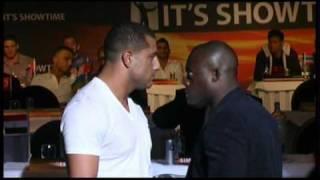 Staredown Gokhan Saki vs Melvin Manhoef  It's Showtime press conference 2010