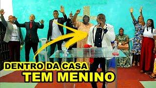 Wagner Alves Papa / DENTRO DA CASA TEM MENINO