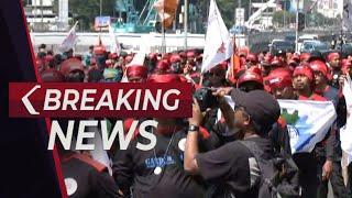 BREAKING NEWS - Demo Buruh Tolak Tapera di Patung Kuda Arjuna Wijaya, Jakarta
