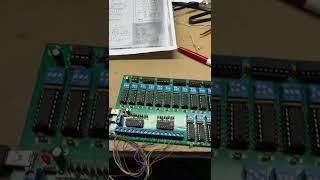 TTL arrow board controller based on a Model Railroader article.