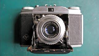 Dreaded Agfa green grease, stiff focus on a Solinette (or Regent), part 1