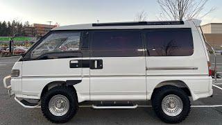 1994 Mitsubishi Delica L300 Star Wagon Exceed Crystal Lite Roof 4x4 T Diesel MT5    P35W