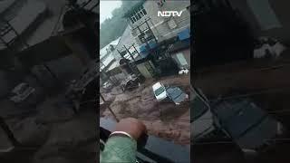 Himachal Rainfall | Cars Swept Away In Raging Flood In Himachal Tourist Hotspot