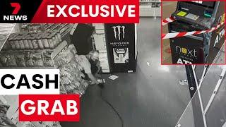 Hunt for crypto crook over destructive smash-and-grab in Melbourne CBD | 7NEWS