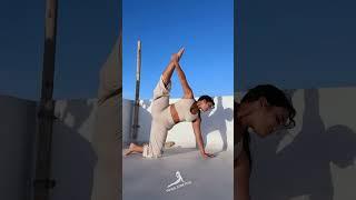 Easy Flexibility Leg Stretch Yoga Flow #shorts #yogaexercise #yoga #yogapractice