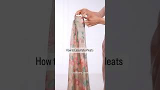 How to Easy Pallu Pleats  |  Saree Hacks for Beginners | Pallu Pleating | Floral Saree | #shorts