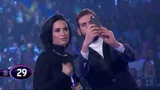 Demi Lovato lär Pär att ta en bra selfie - Idol Sverige (TV4)