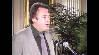 Hitchens Defends Homosexuality in a Room Full of Catholics