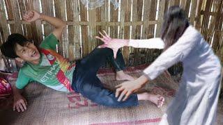 poor boy heard a ghost calling for help and was threatened by a ghost with terrible stoning.