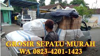 WA 0823-4201-1429 Agen - Grosir Sepatu Import Surabaya