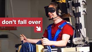 Blindfold balancing in the spinning space chair