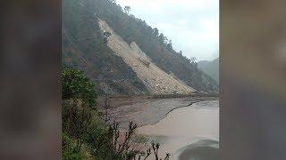 Reasi: Heavy landslides at Thanpal block Reasi-Mahore road