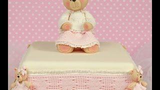 Karen Davies Cake Decorating Moulds / Molds. Free beginners tutorial / how to - teddy lace border