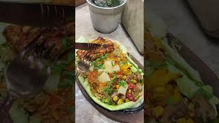 MG road k market k beecho beech chhipa hua ek Resturant  