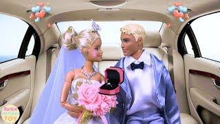 Ken to take a wedding car to pick up Barbie to hold a wedding, open the party after the wedding