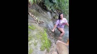 Crawding in the waterfall