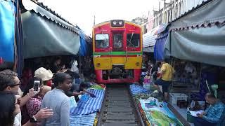 Railway Market Thailand, MaeKlong railwail train station