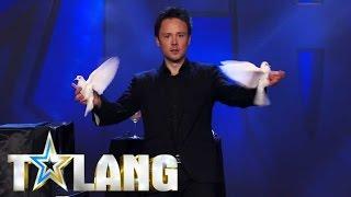 Fantastic magician blows the jury away during his audition in Sweden's Got Talent - Talang 2017