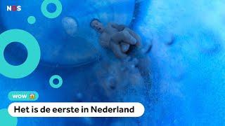 Deze waterglijbaan heeft een looping