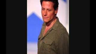 From Scotland with Love/ Ioan Gruffudd