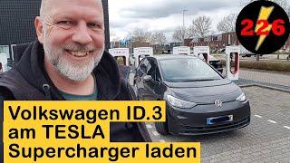  Mit dem Volkswagen ID.3 am Tesla Supercharger laden