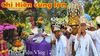 Phu Nhân Của Chú Vừa Là Nghệ Sĩ Vừa Là Lương Y "Về Nơi An Nghỉ Cuối Cùng hàng xóm Với Chú "Quá Lớn"