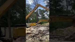 Testing out a Cat Construction CAT33 #backhoe #cat33 #construction #shorts