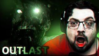 First time playing OUTLAST and it TERRIFIED me!