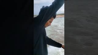 USING PRAWNS TO CATCH BIG FISHES IN SEA. (Fish hunting)#fishing #Telugu#blogger