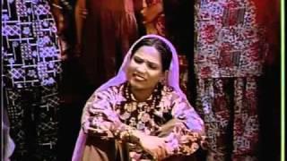 Sarvjeet kaur/Sharma sings and perform's "Ghori" in the movie Mamla Garbar Hai